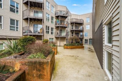 4020 Aurora Avenue N #403, Seattle, WA 98104 - Photo 8