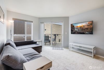 4020 Aurora Avenue N #403, Seattle, WA 98104 - Photo 9