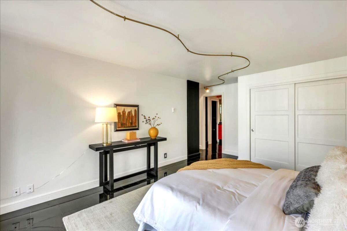 2100 3rd Avenue #2206, Seattle, WA 98101