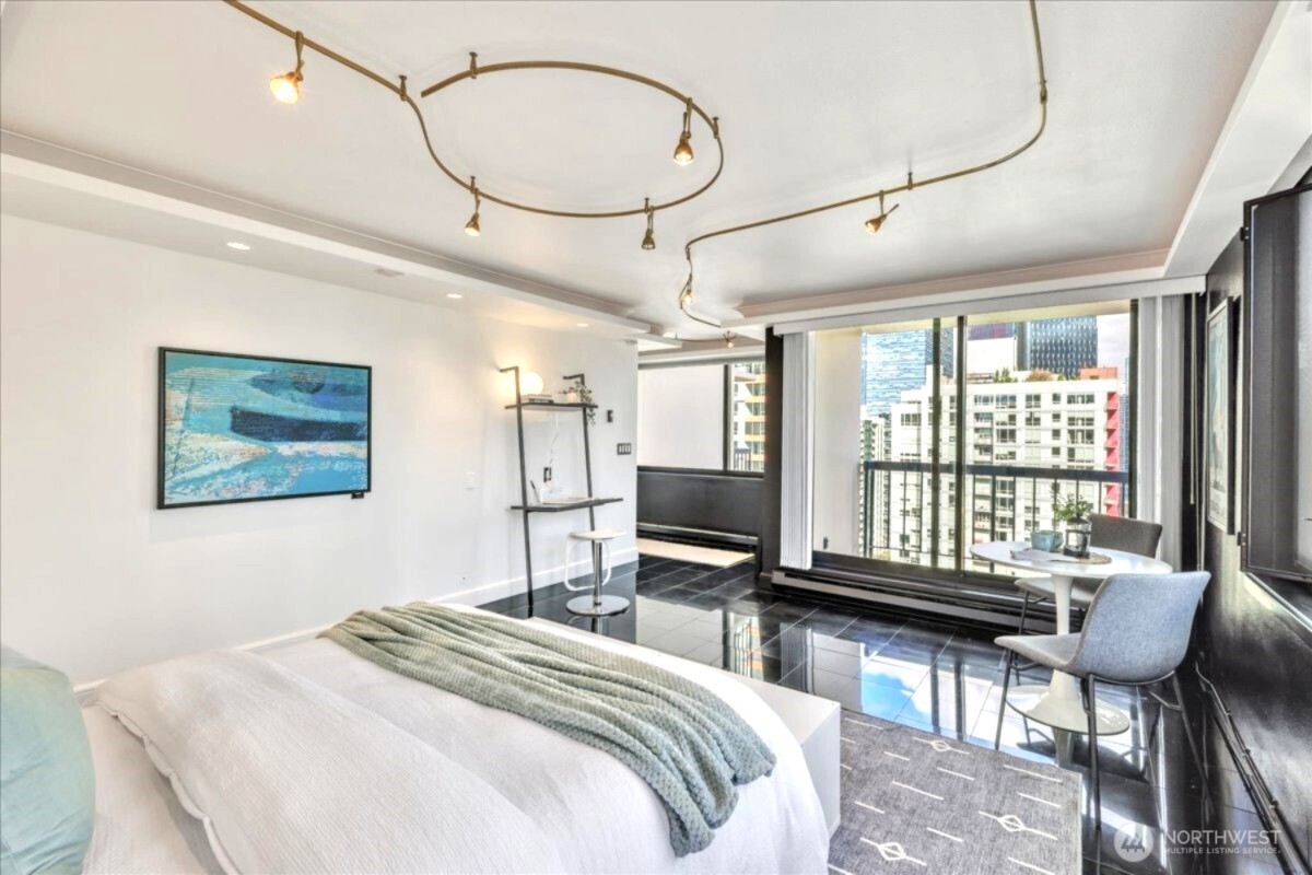 2100 3rd Avenue #2206, Seattle, WA 98101