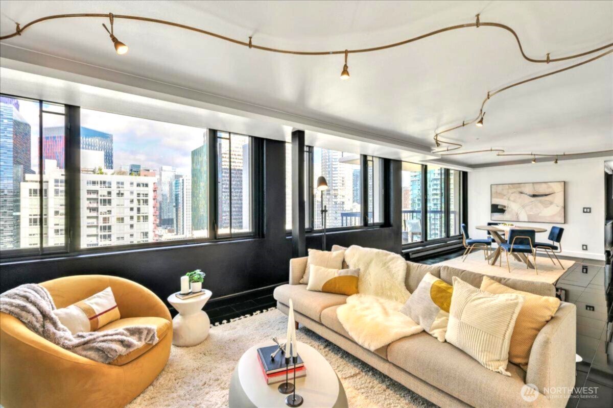 2100 3rd Avenue #2206, Seattle, WA 98101