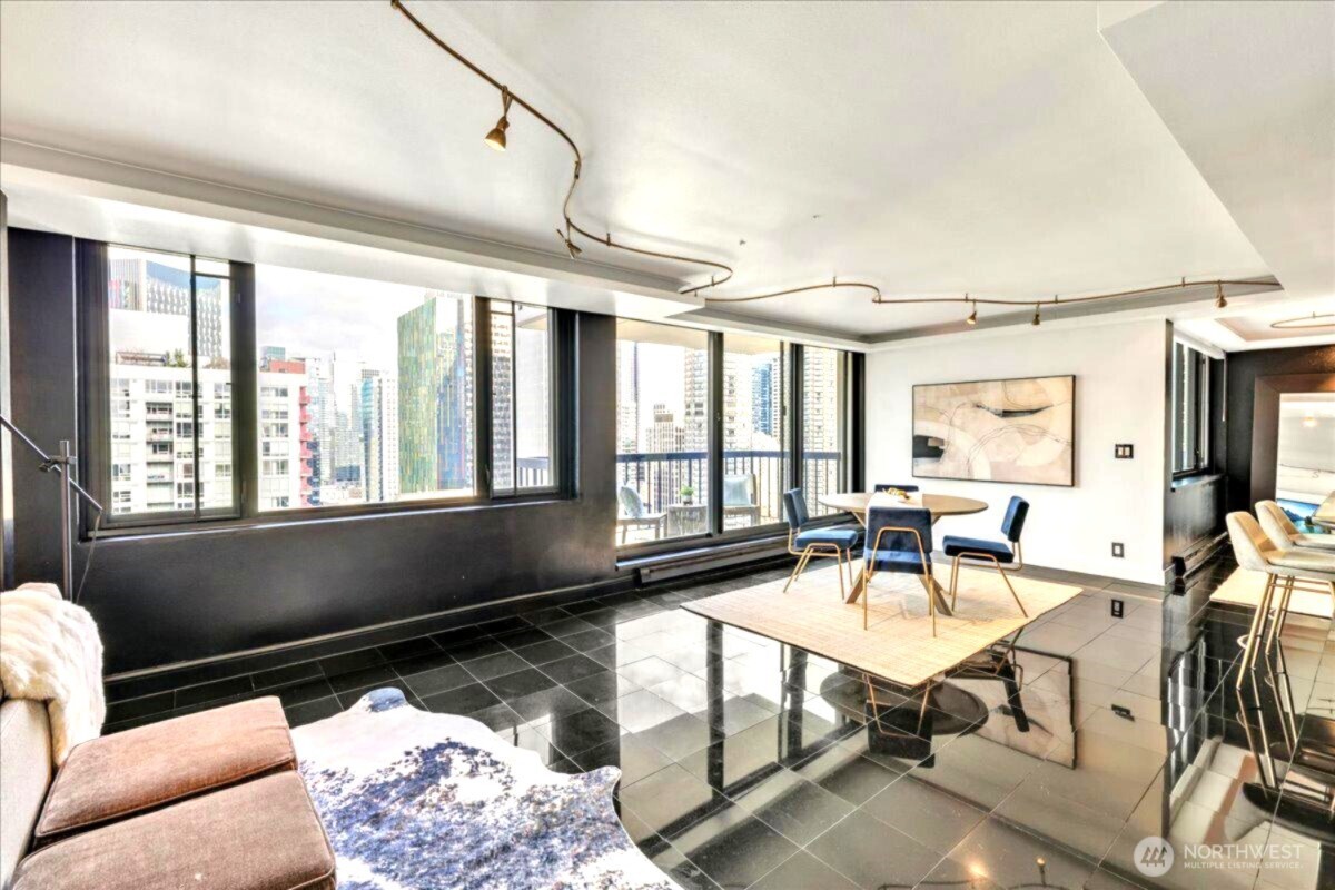 2100 3rd Avenue #2206, Seattle, WA 98101