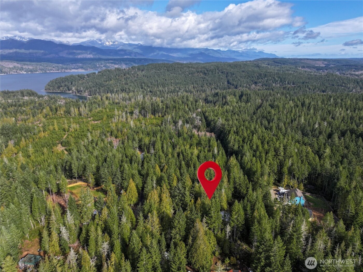 260 NE Kissin Tree Lane , Tahuya, WA 98588