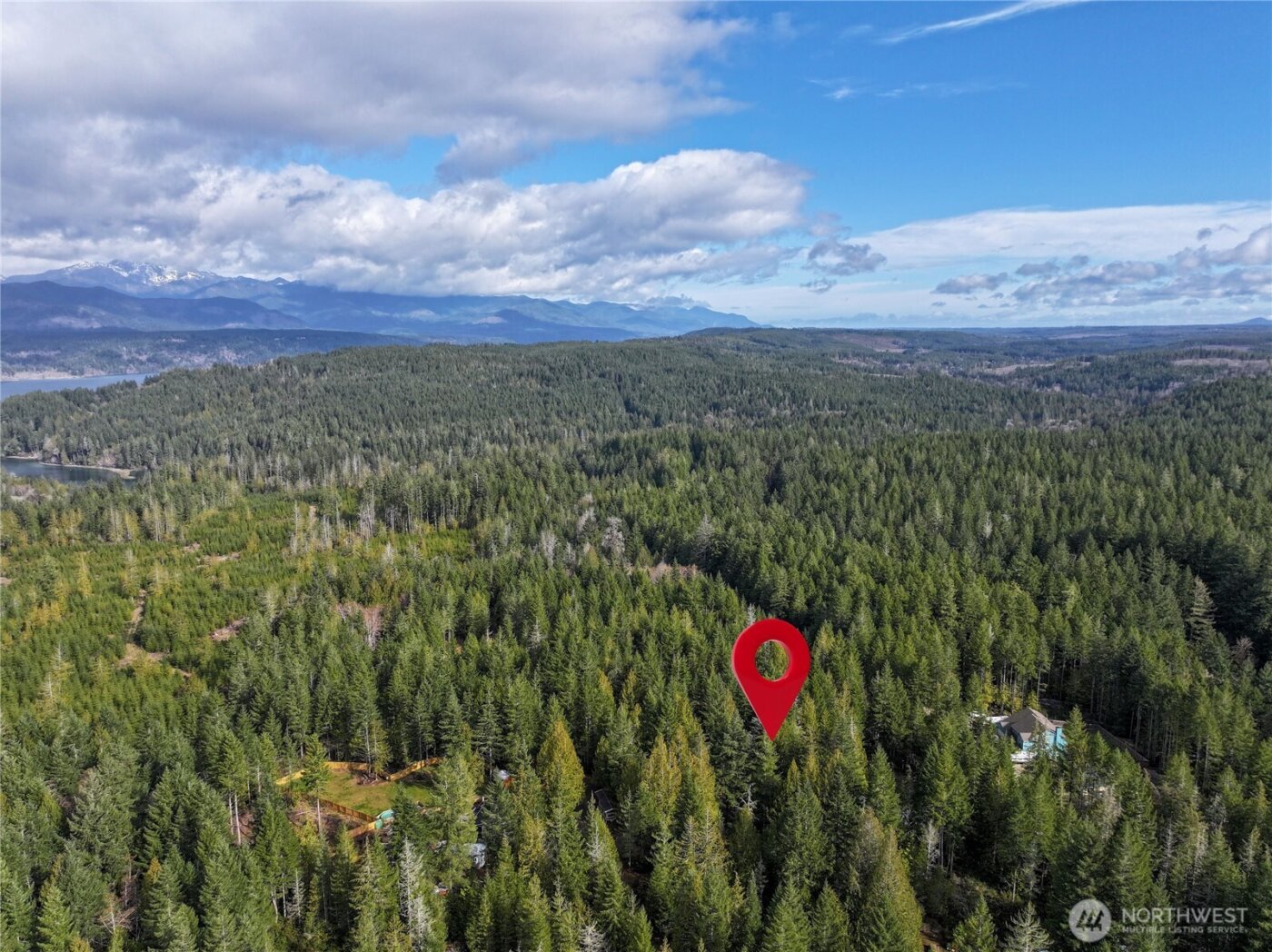 260 NE Kissin Tree Lane , Tahuya, WA 98588
