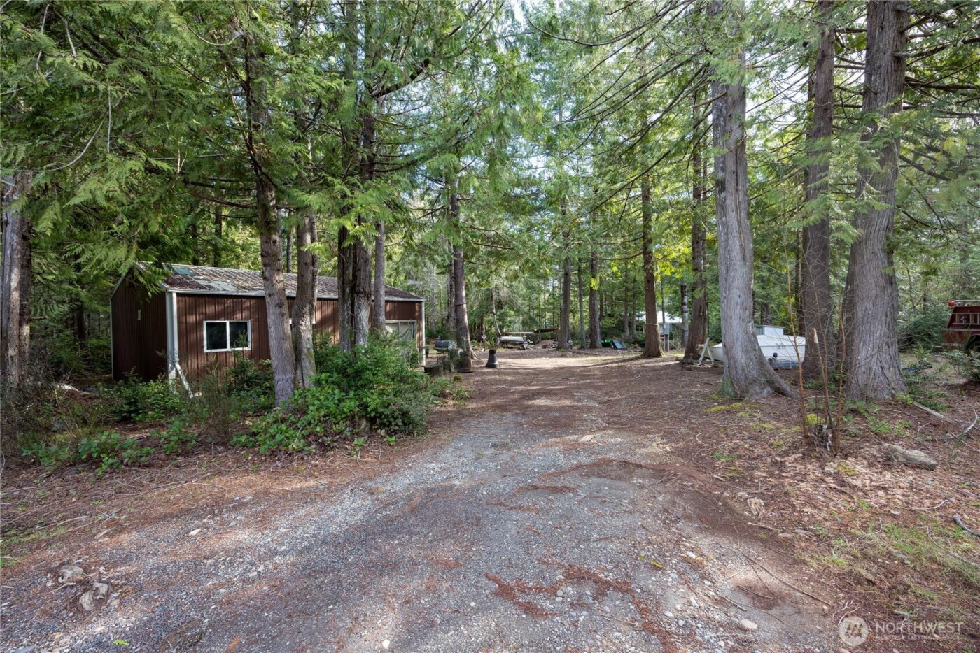 260 NE Kissin Tree Lane , Tahuya, WA 98588
