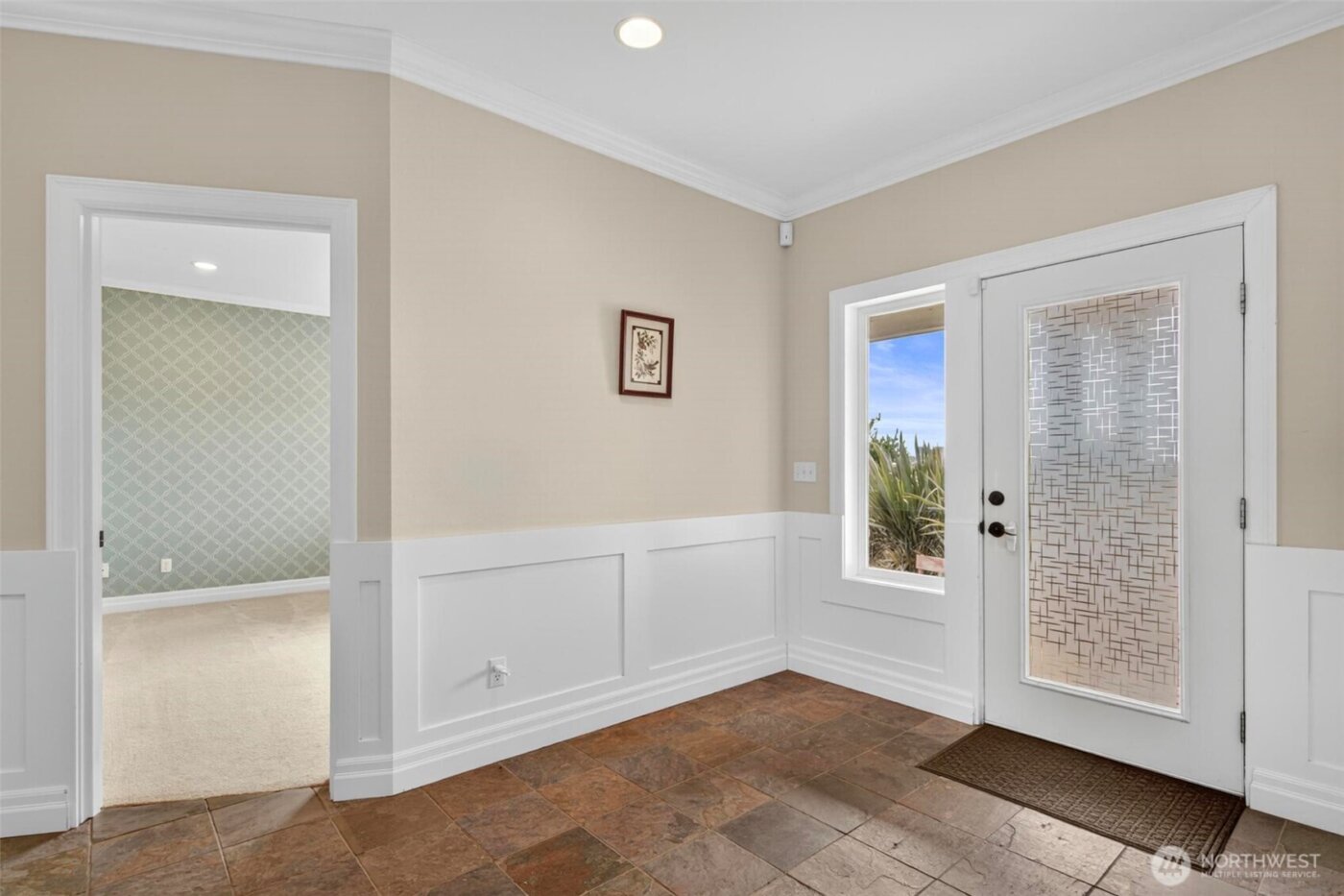 470 W Wind Street , Ocean Shores, WA 98569