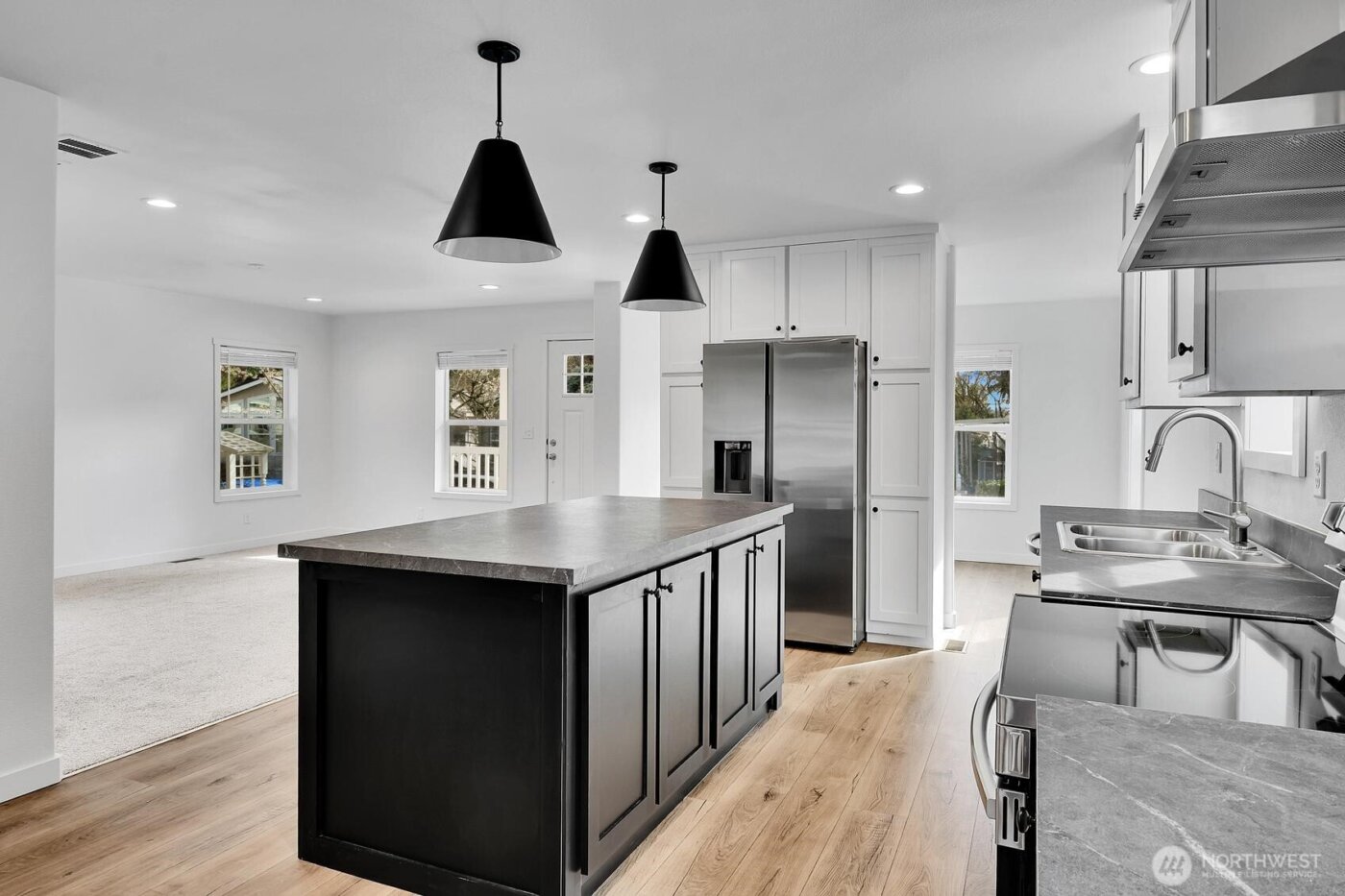 18425 NE 95th Street #218, Redmond, WA 98052