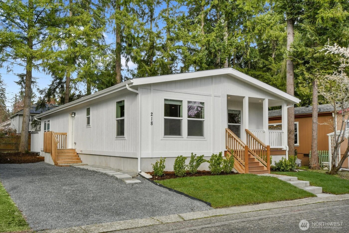 18425 NE 95th Street #218, Redmond, WA 98052