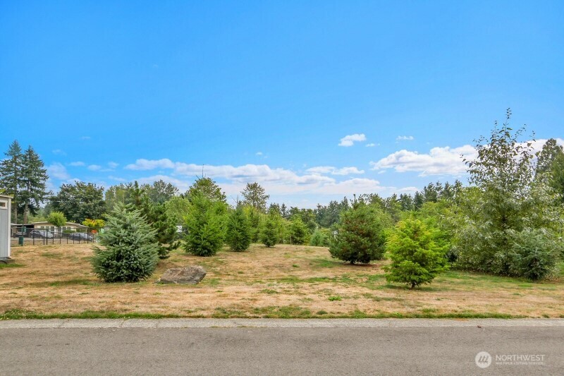 18425 NE 95th Street #218, Redmond, WA 98052