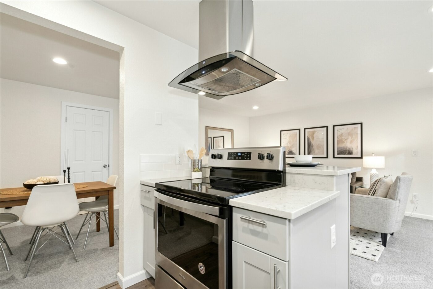 7909 218th Street SW #6, Edmonds, WA 98026