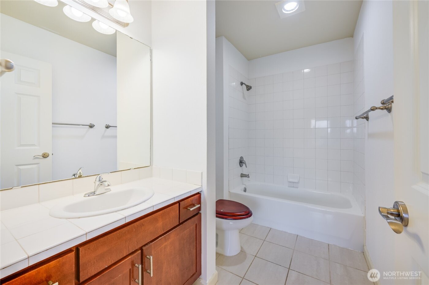 7322 Rainer Avenue S #107, Seattle, WA 98108