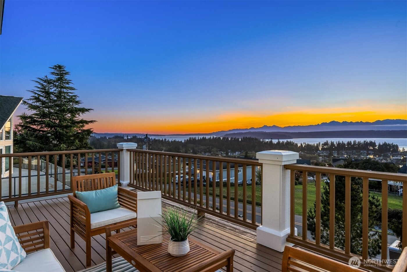 37918 Vista Key Drive NE, Hansville, WA 98340