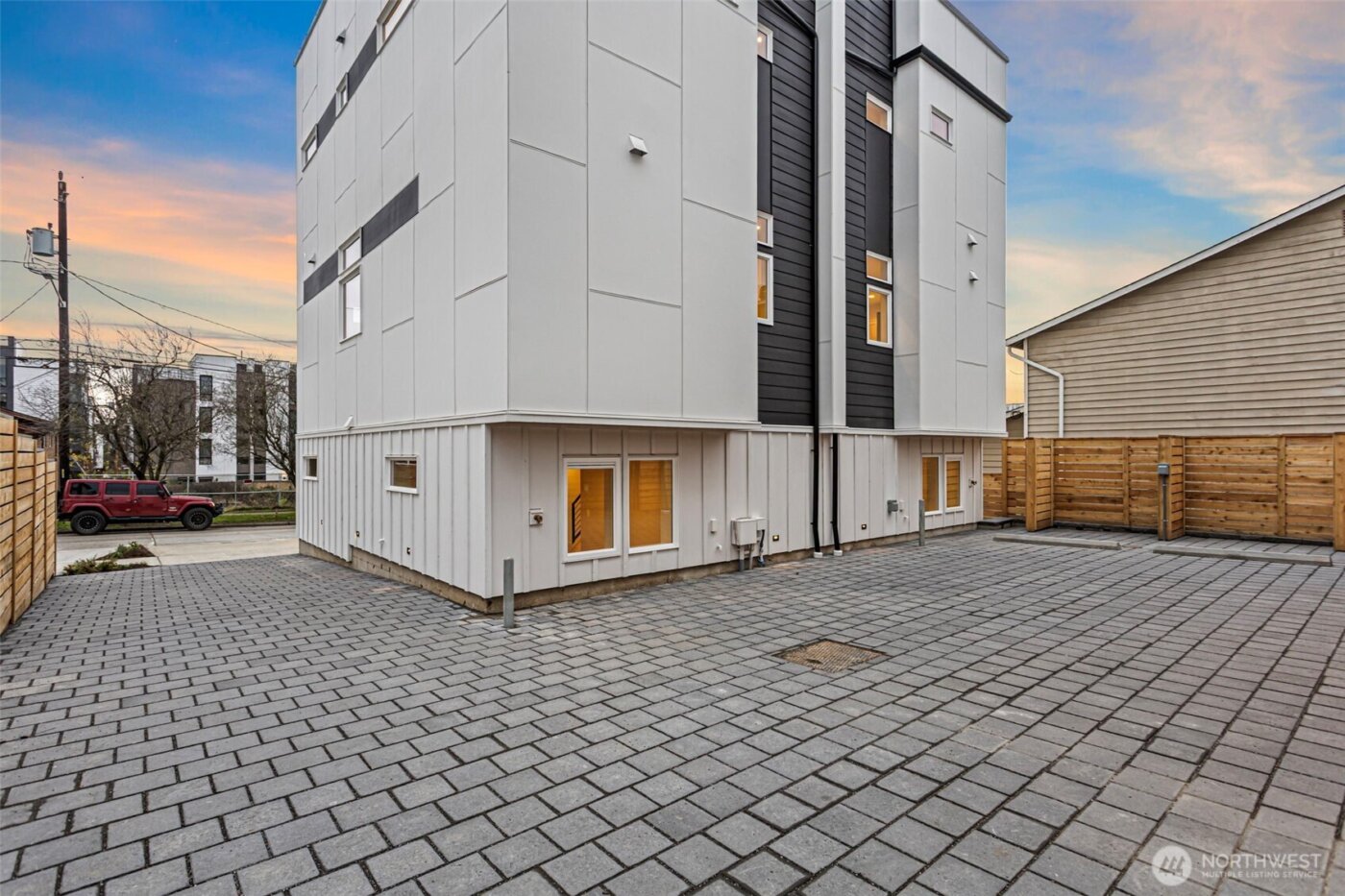 928 NW 57th Street #A, Seattle, WA 98107