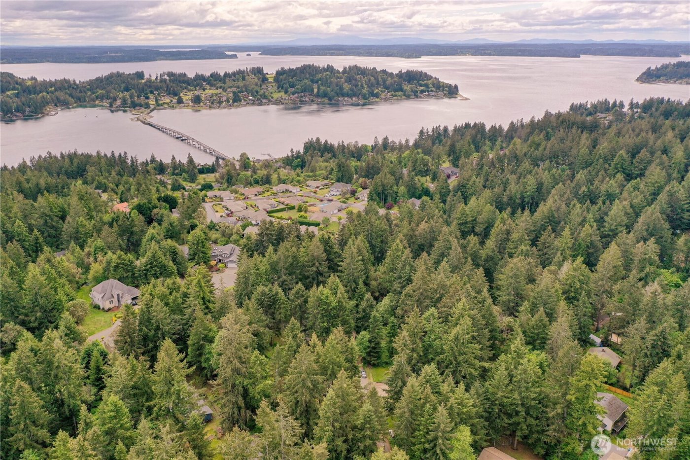 3214 77th Avenue NW, Gig Harbor, WA 98335