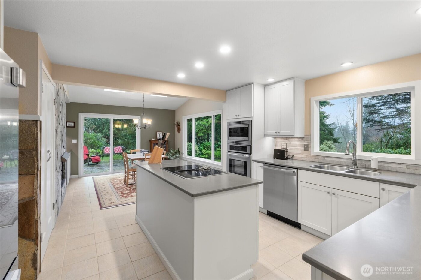 16425 266th Avenue SE, Issaquah, WA 98027