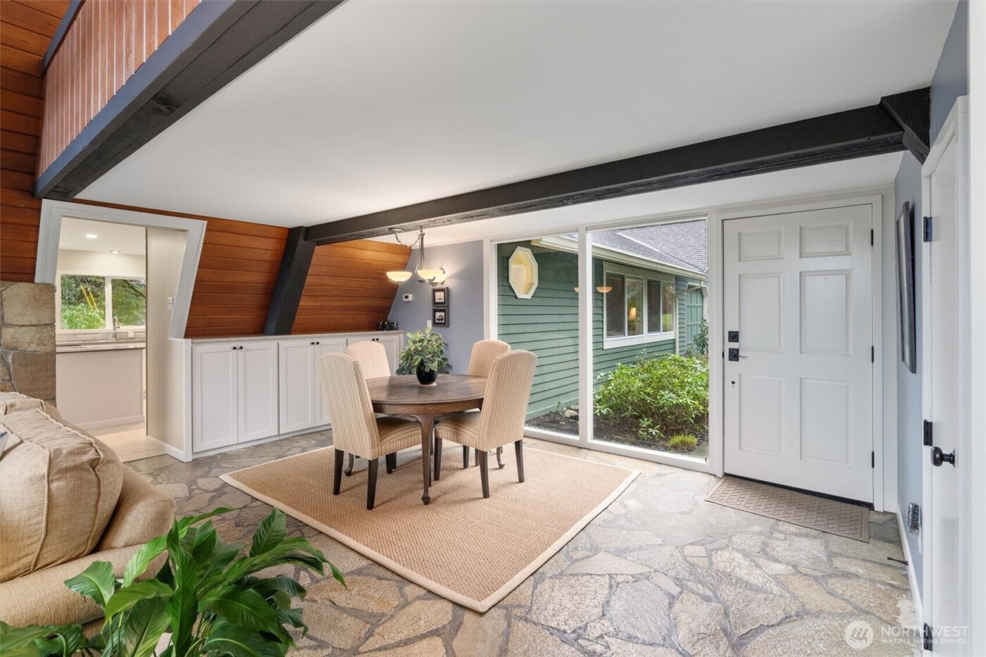 16425 266th Avenue SE, Issaquah, WA 98027