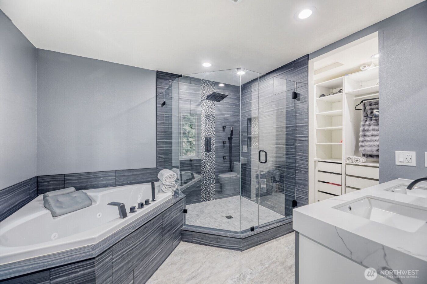 11850 NE 105th Lane , Kirkland, WA 98033