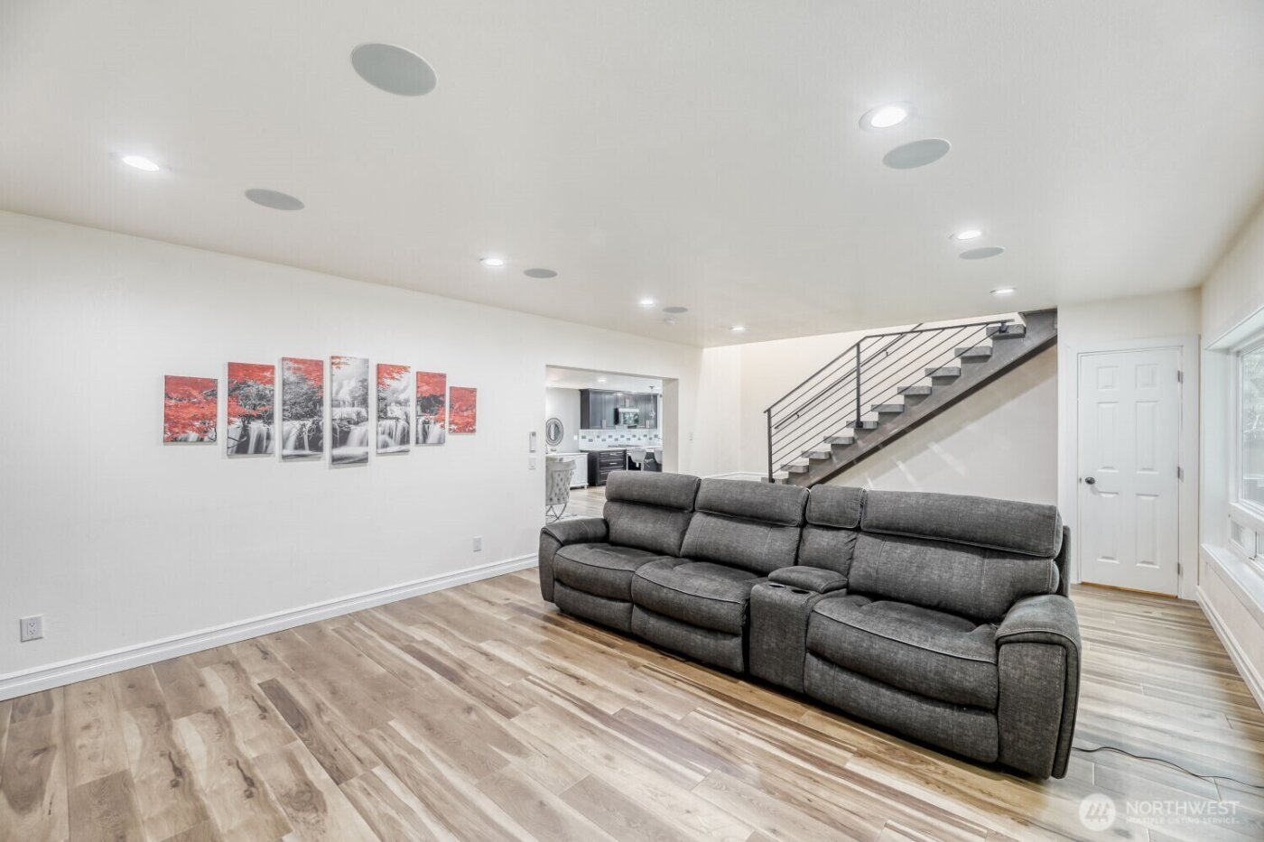11850 NE 105th Lane , Kirkland, WA 98033