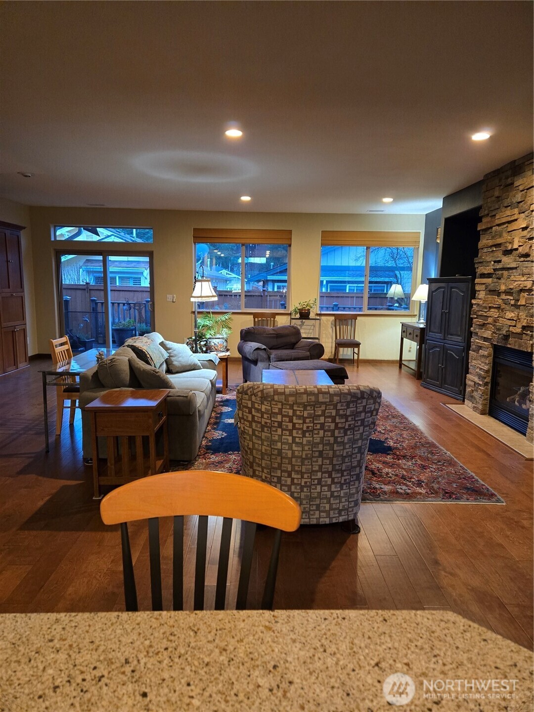 8650 Bainbridge Loop NE, Lacey, WA 98516