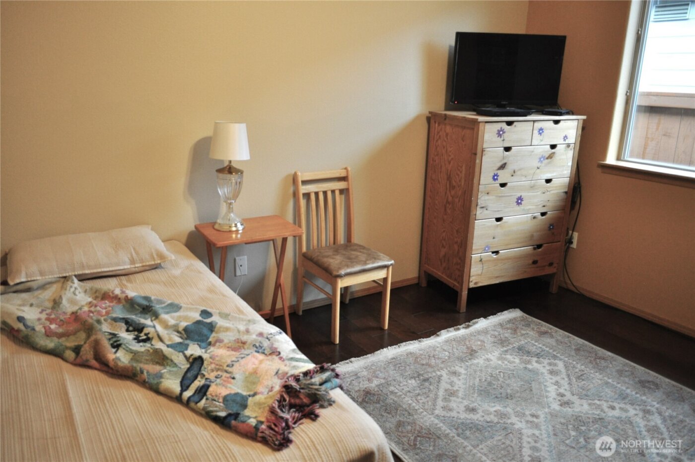 8650 Bainbridge Loop NE, Lacey, WA 98516