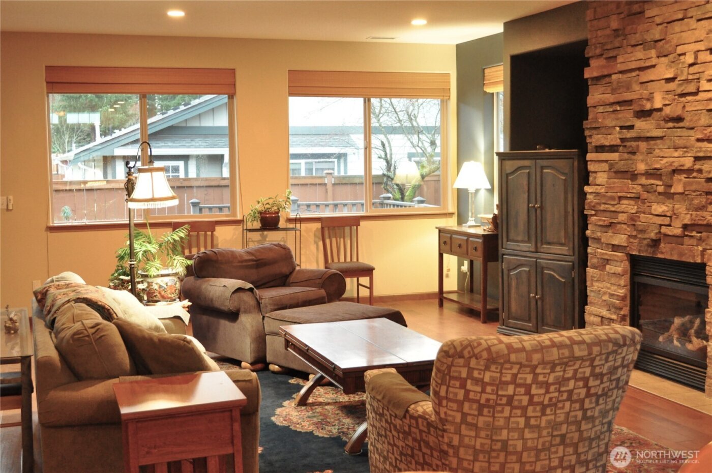 8650 Bainbridge Loop NE, Lacey, WA 98516