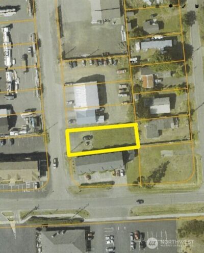 704 Seahorse Avenue NE, Ocean Shores, WA 98569 - Photo 5