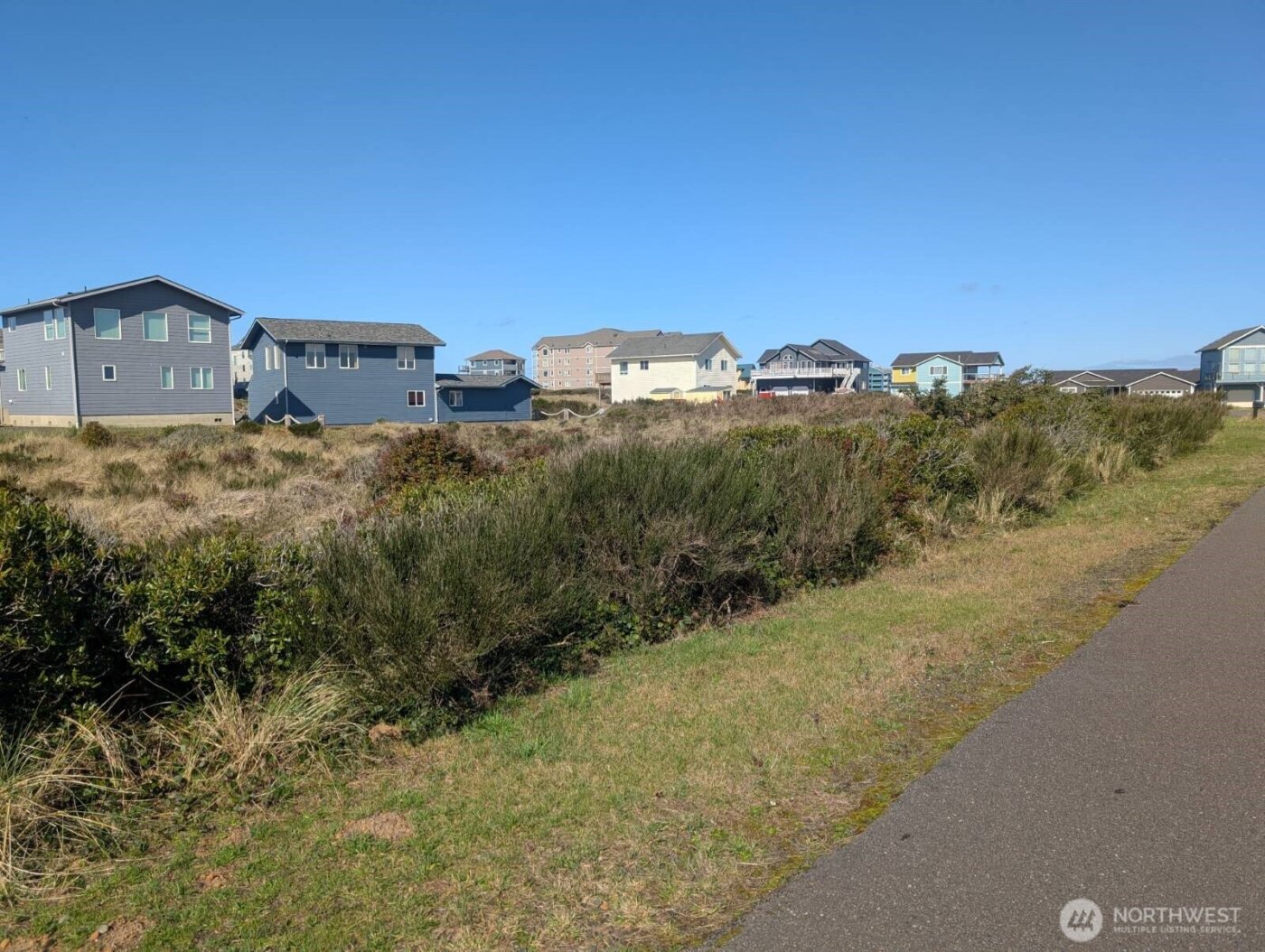 1407 Ocean Crest Avenue SW, Ocean Shores, WA 98569