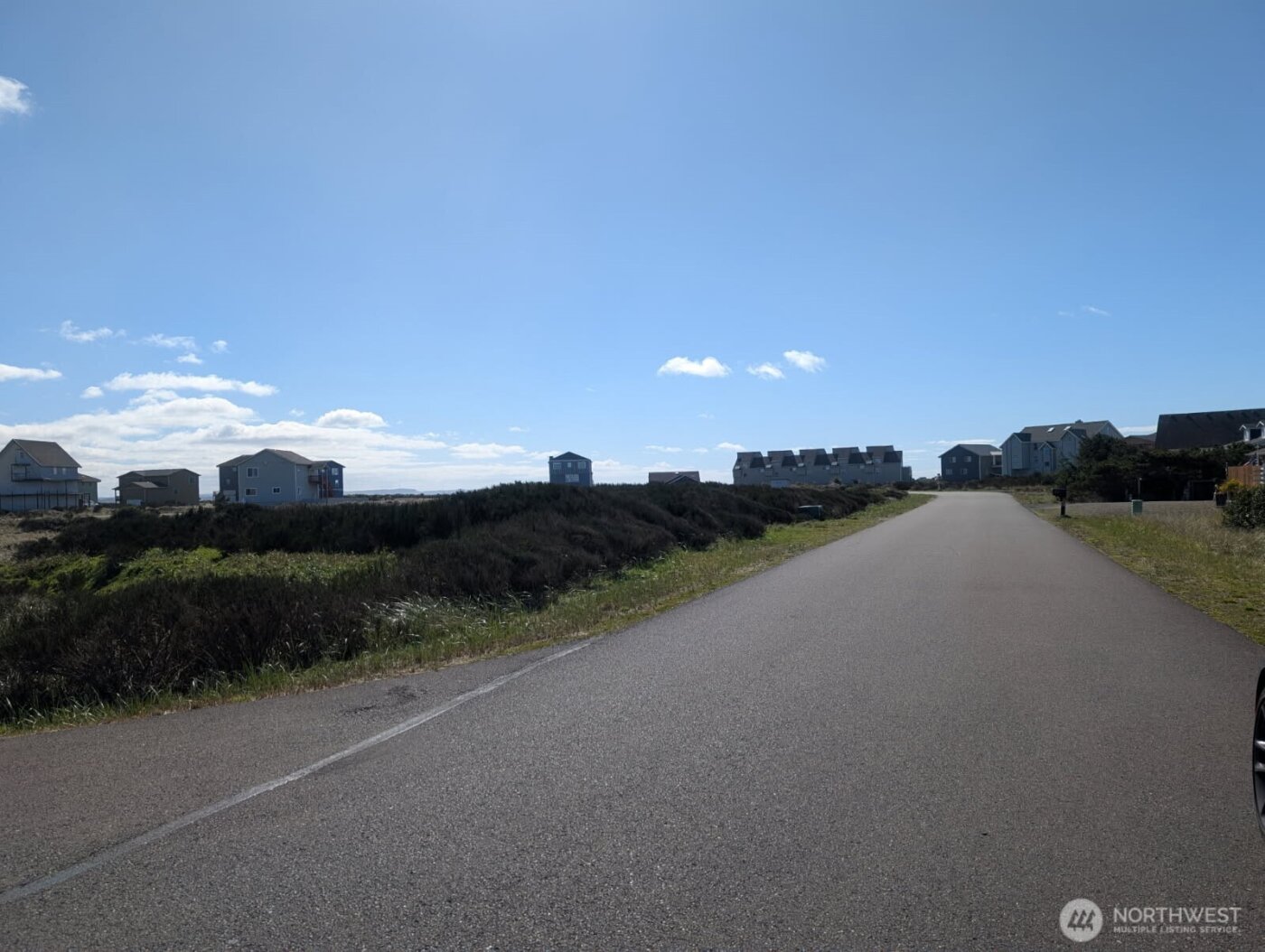 1407 Ocean Crest Avenue SW, Ocean Shores, WA 98569