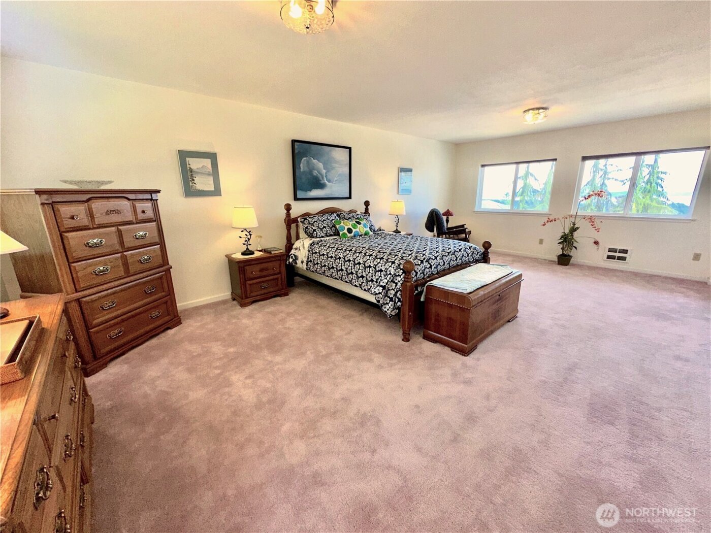 230 Rocky Mountain High Rd , Camano Island, WA 98282