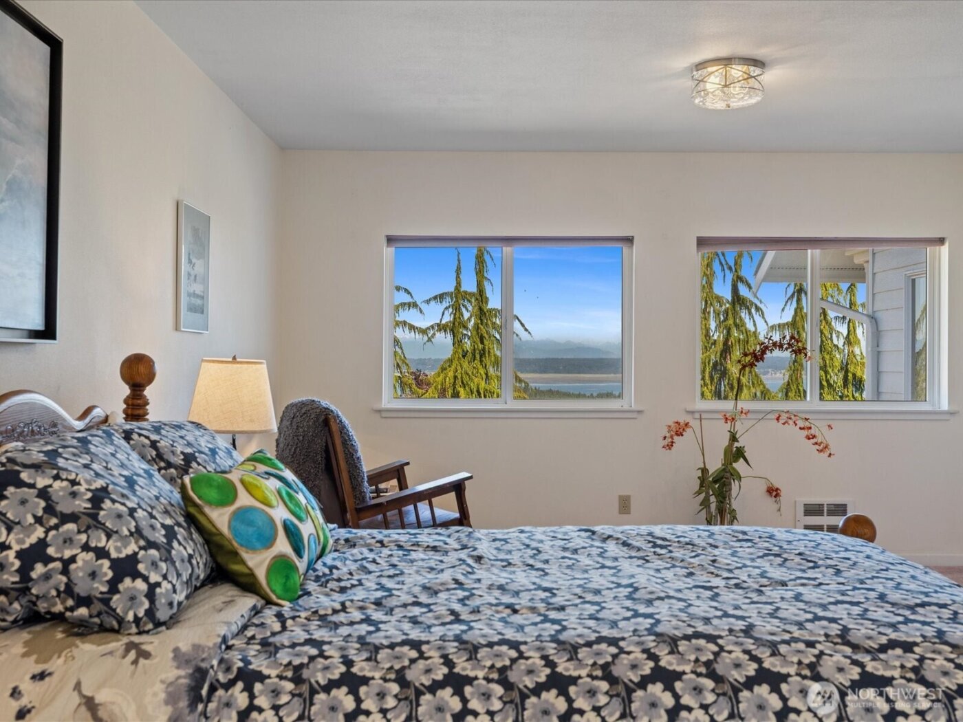 230 Rocky Mountain High Rd , Camano Island, WA 98282