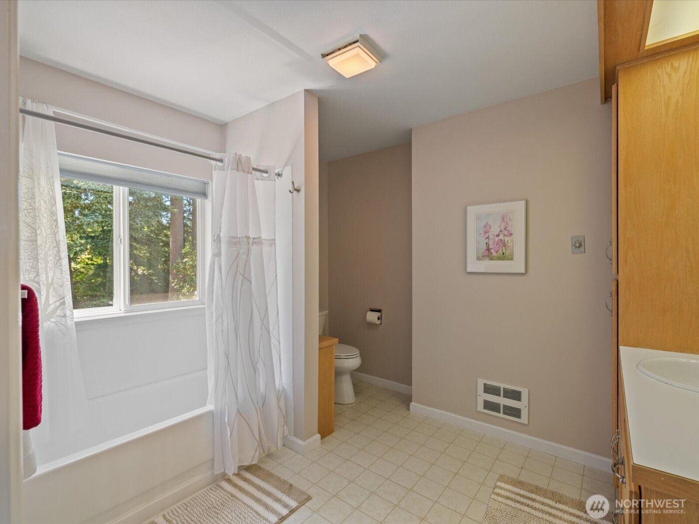 230 Rocky Mountain High Rd , Camano Island, WA 98282