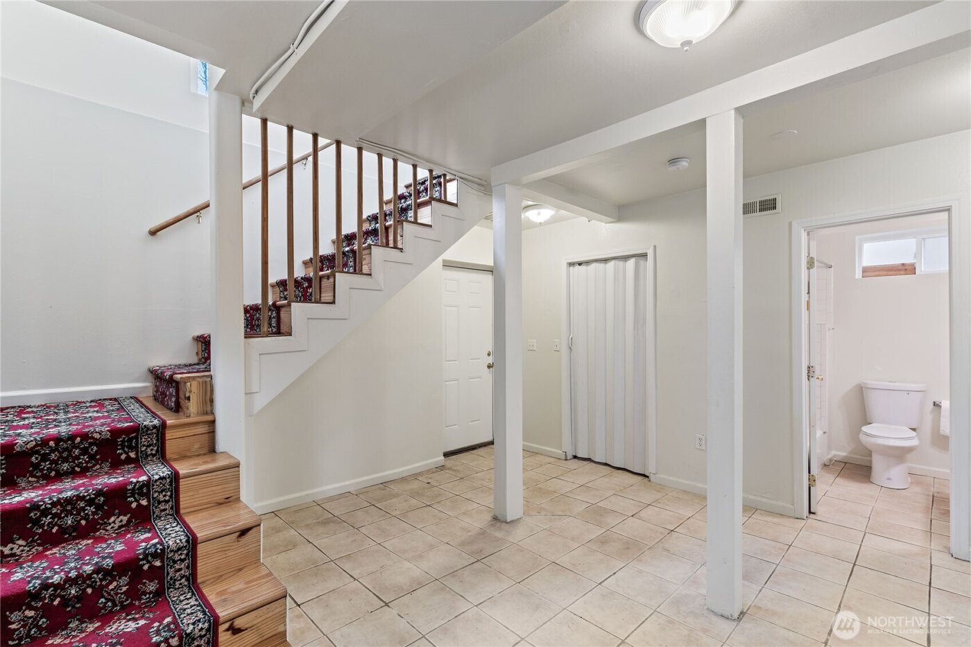 1521 E Spruce Street , Seattle, WA 98122