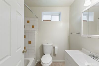 1521 E Spruce Street , Seattle, WA 98122 - Photo 20