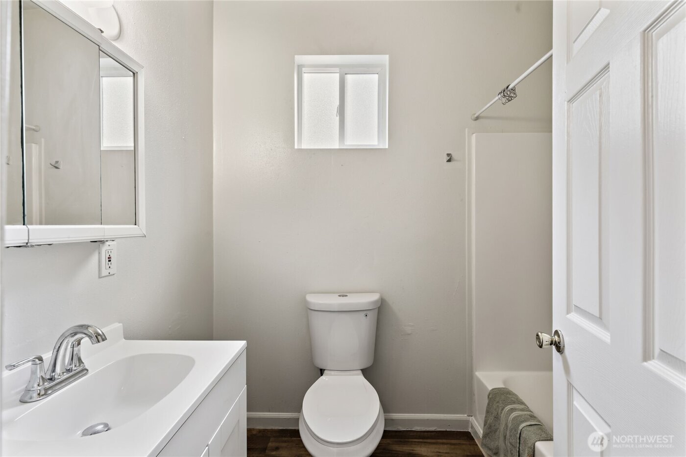 1521 E Spruce Street , Seattle, WA 98122