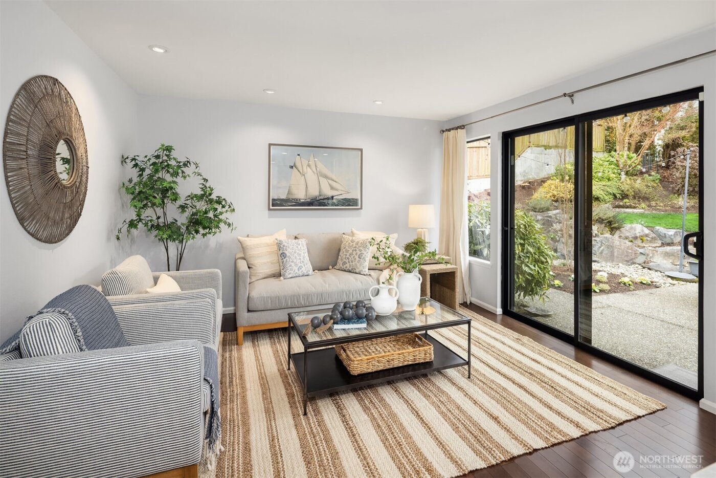 18430 NE 15th Place , Bellevue, WA 98008