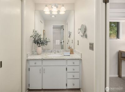 18430 NE 15th Place , Bellevue, WA 98008 - Photo 18