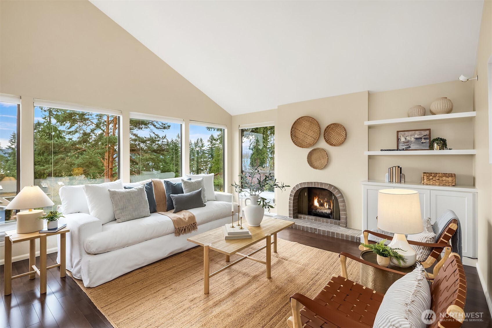 18430 NE 15th Place , Bellevue, WA 98008