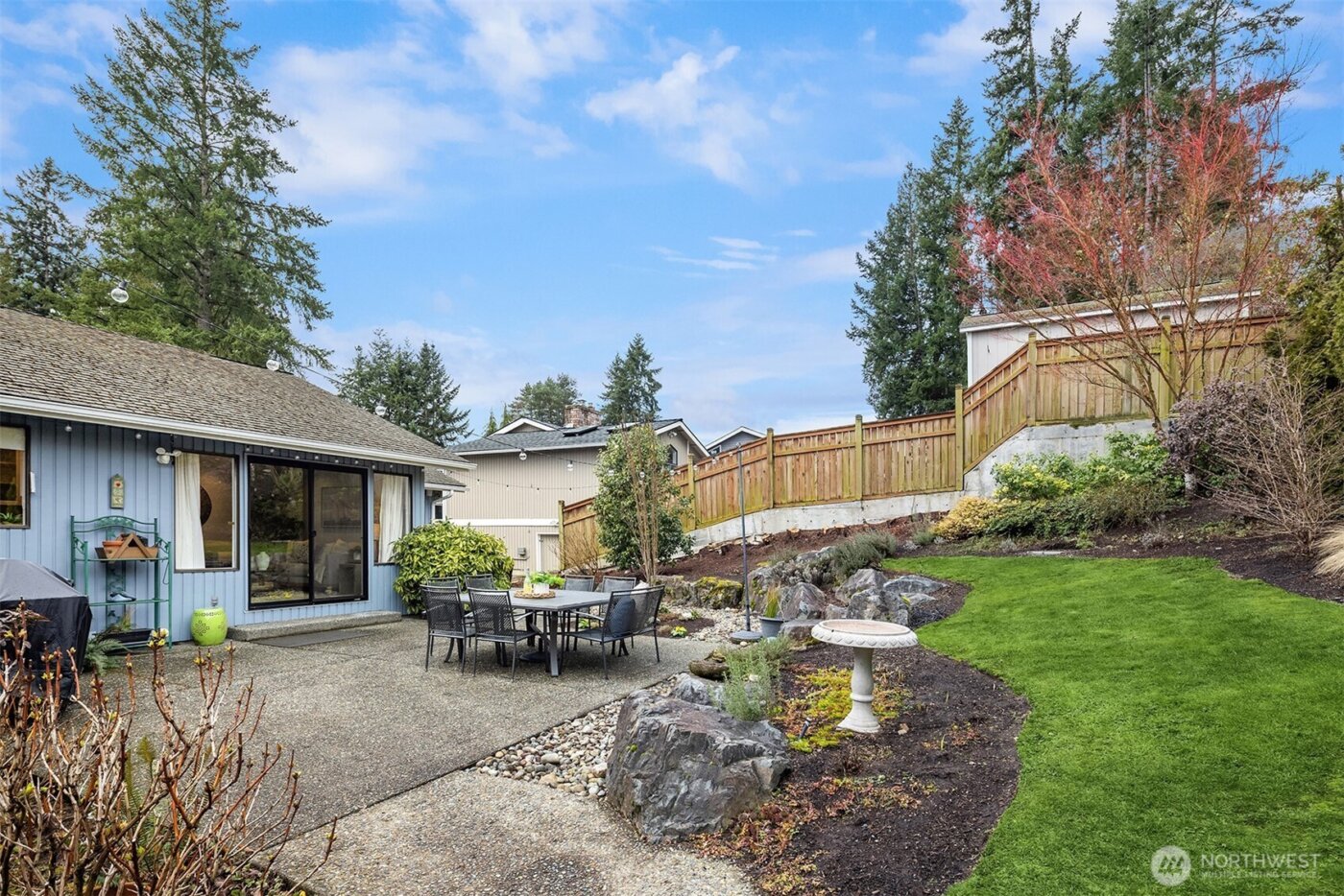 18430 NE 15th Place , Bellevue, WA 98008