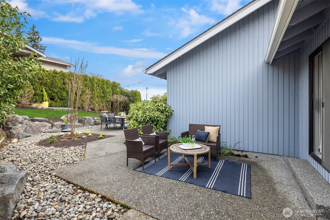 18430 NE 15th Place , Bellevue, WA 98008