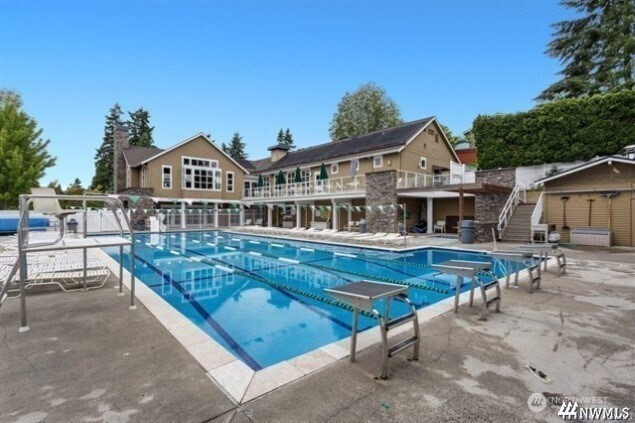 18430 NE 15th Place , Bellevue, WA 98008