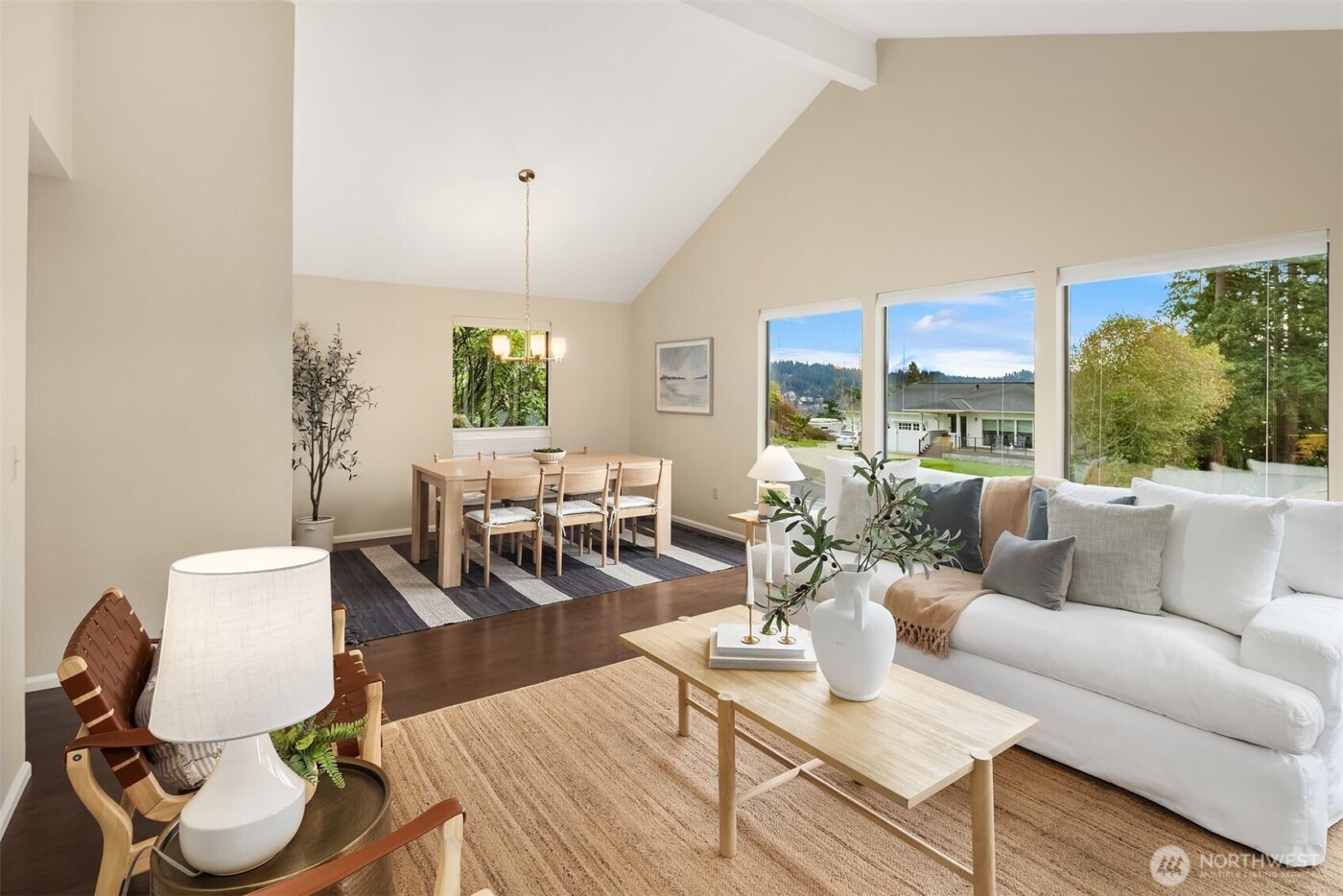 18430 NE 15th Place , Bellevue, WA 98008