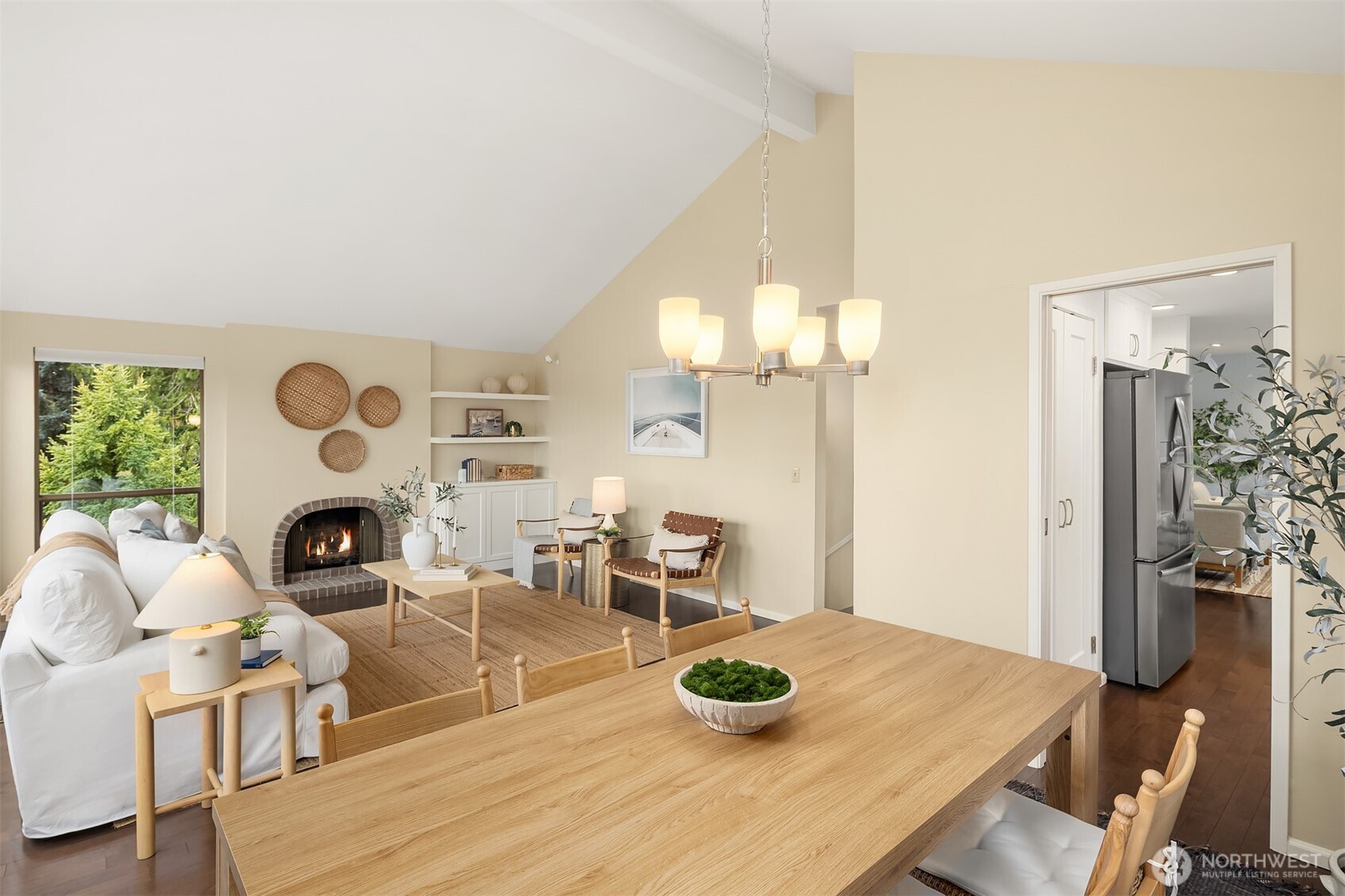 18430 NE 15th Place , Bellevue, WA 98008