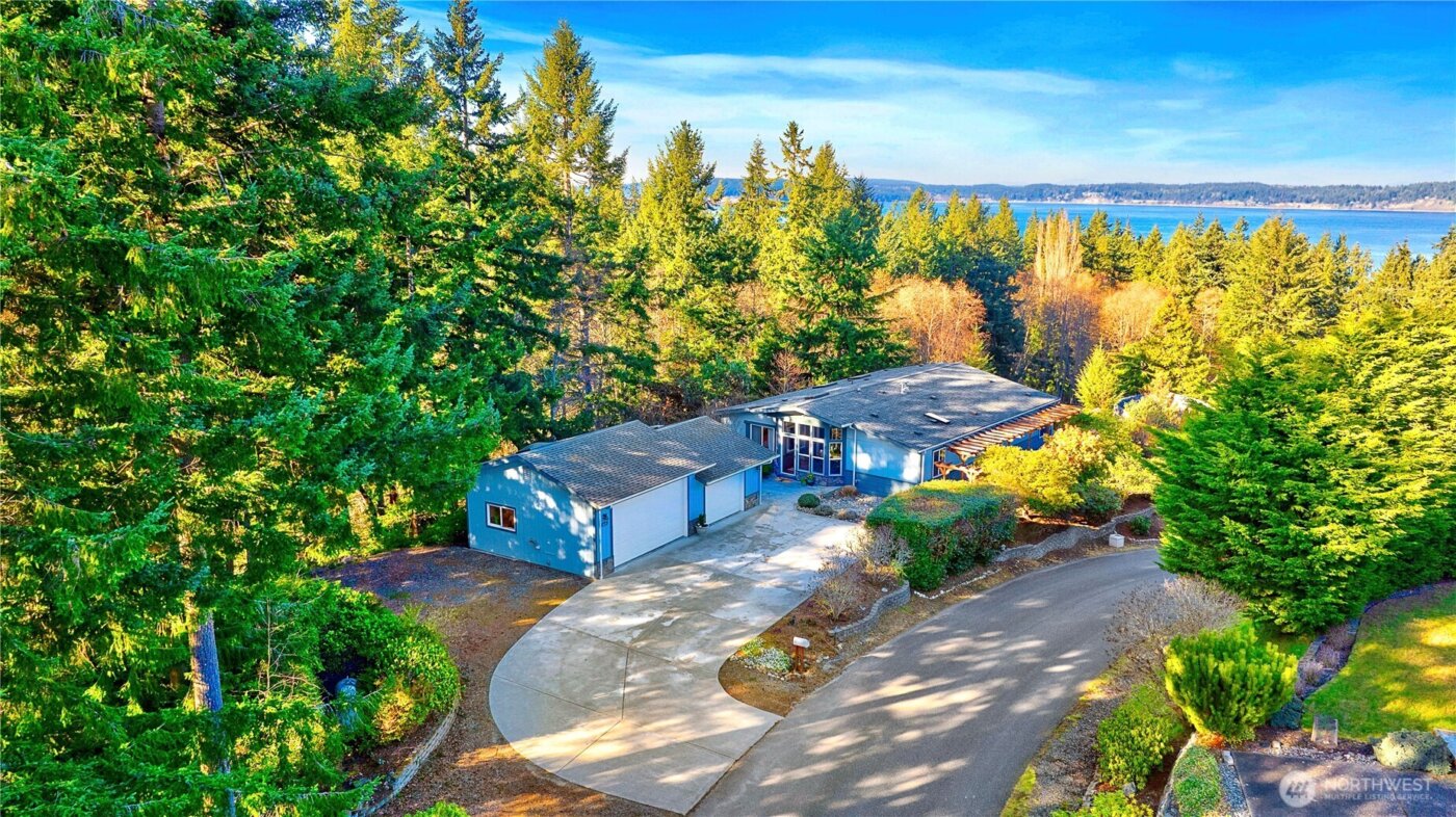 3834 Passage View Lane , Langley, WA 98260