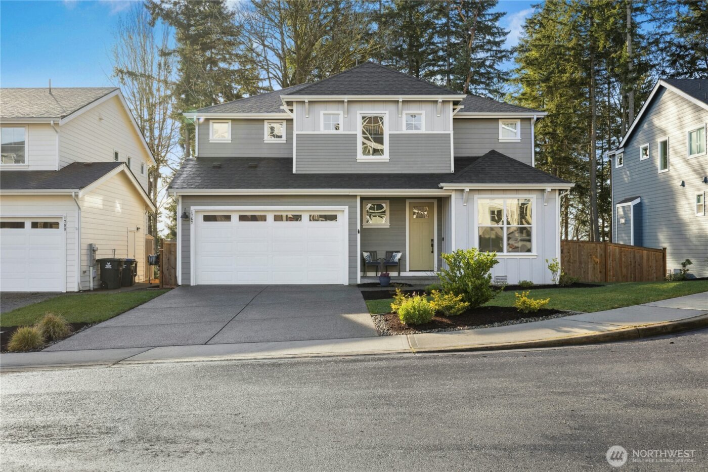 1767 NE Crystallia Court , Poulsbo, WA 98370