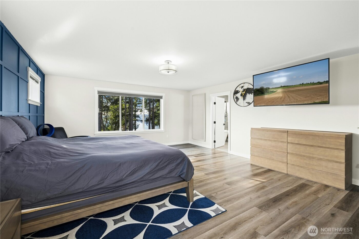 1767 NE Crystallia Court , Poulsbo, WA 98370