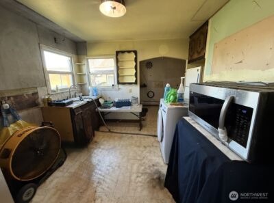 602 E 65th Street , Tacoma, WA 98404 - Photo 8