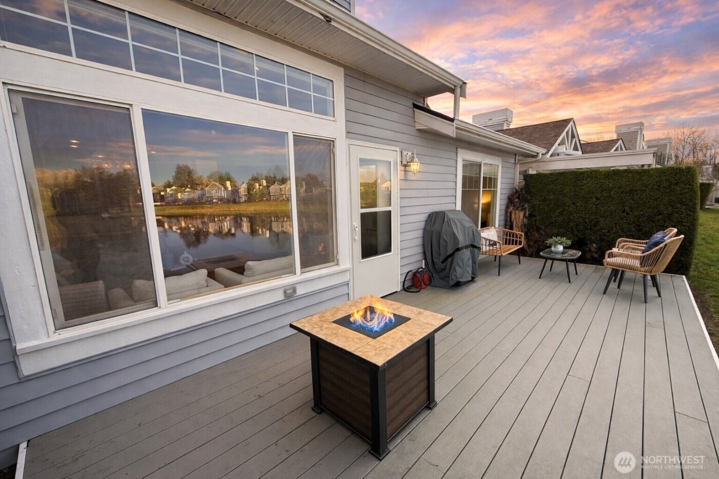 5118 S 234 , Kent, WA 98032