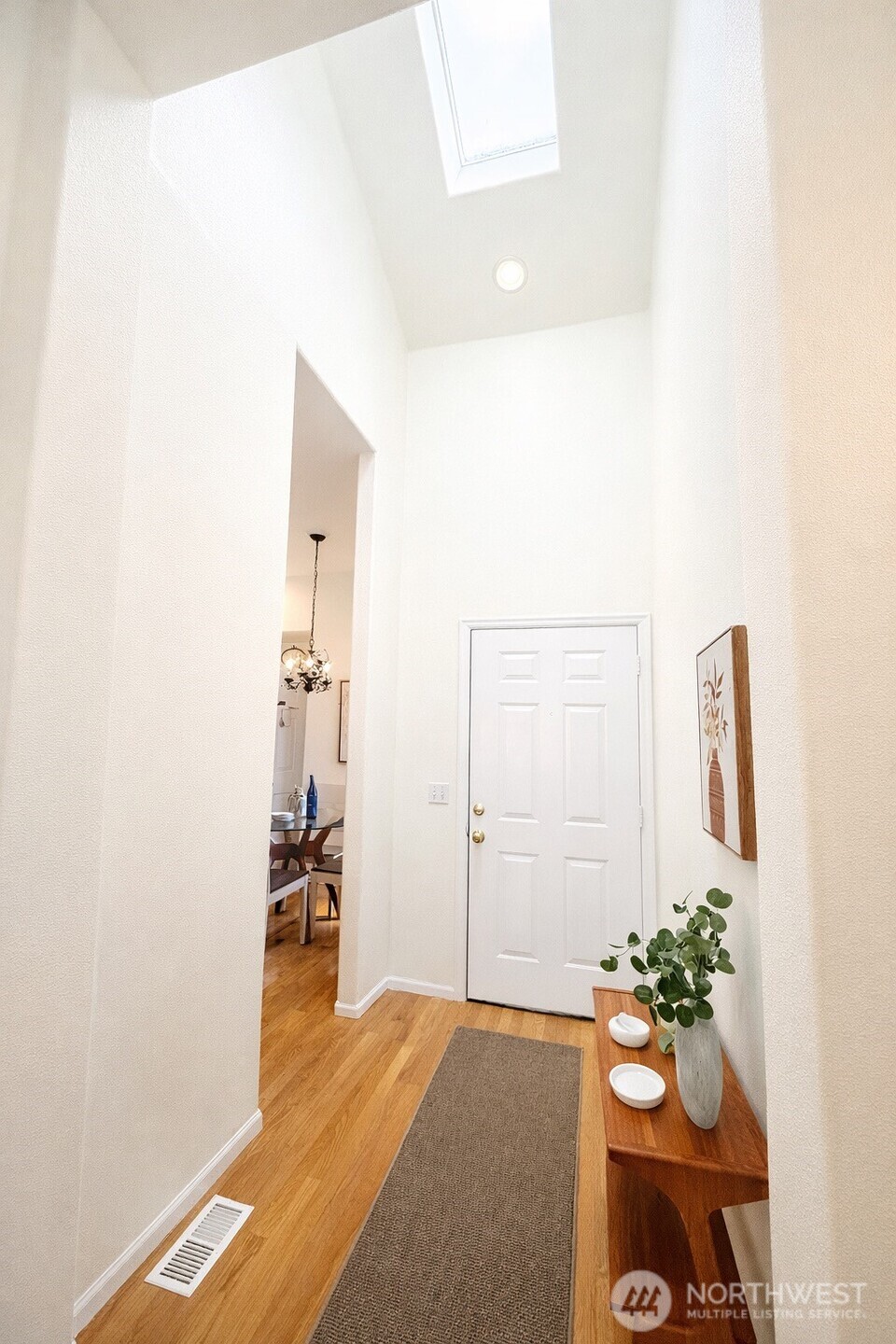 5118 S 234 , Kent, WA 98032