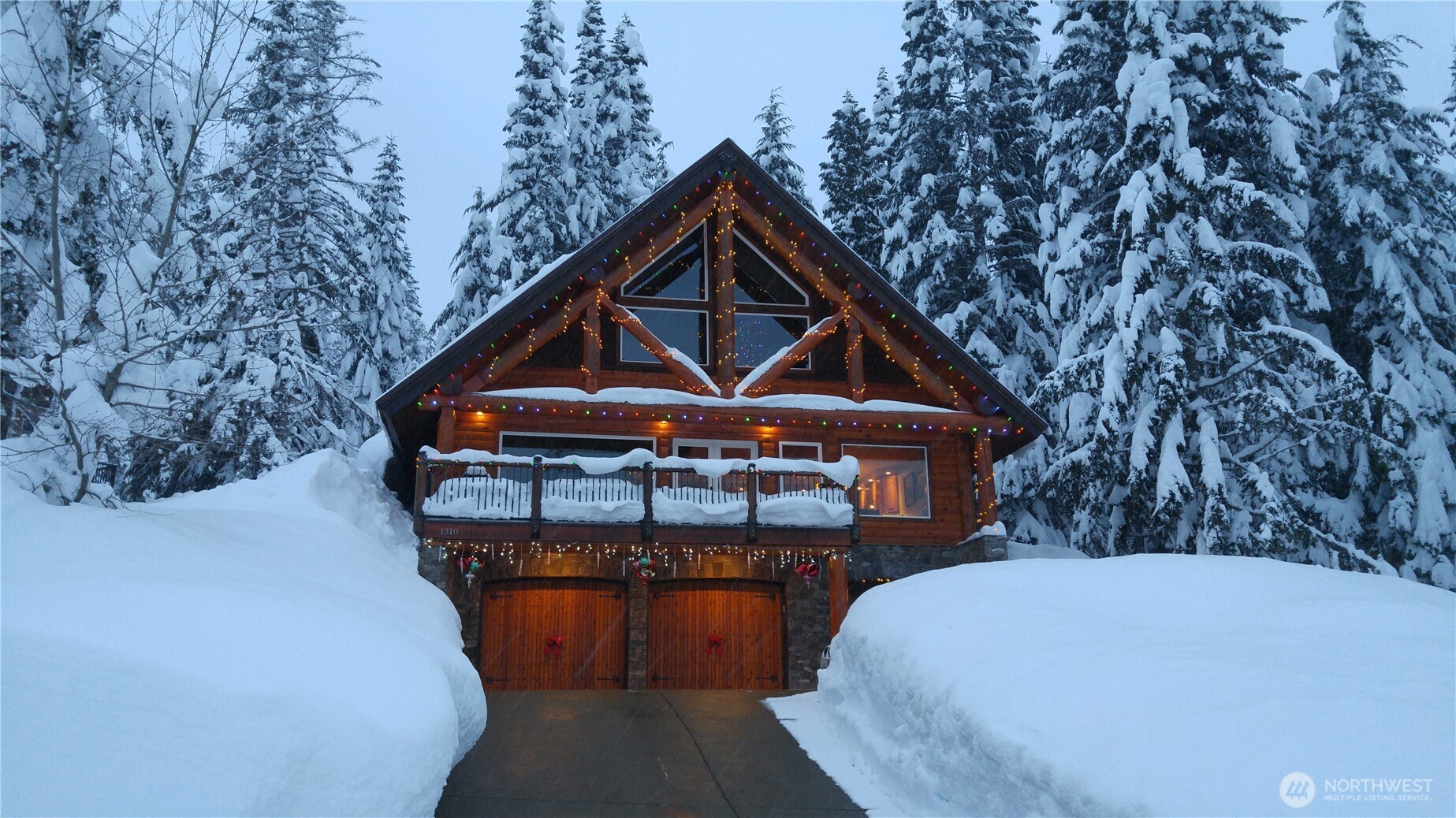 1310 Snoqualmie Drive , Snoqualmie Pass, WA 98068