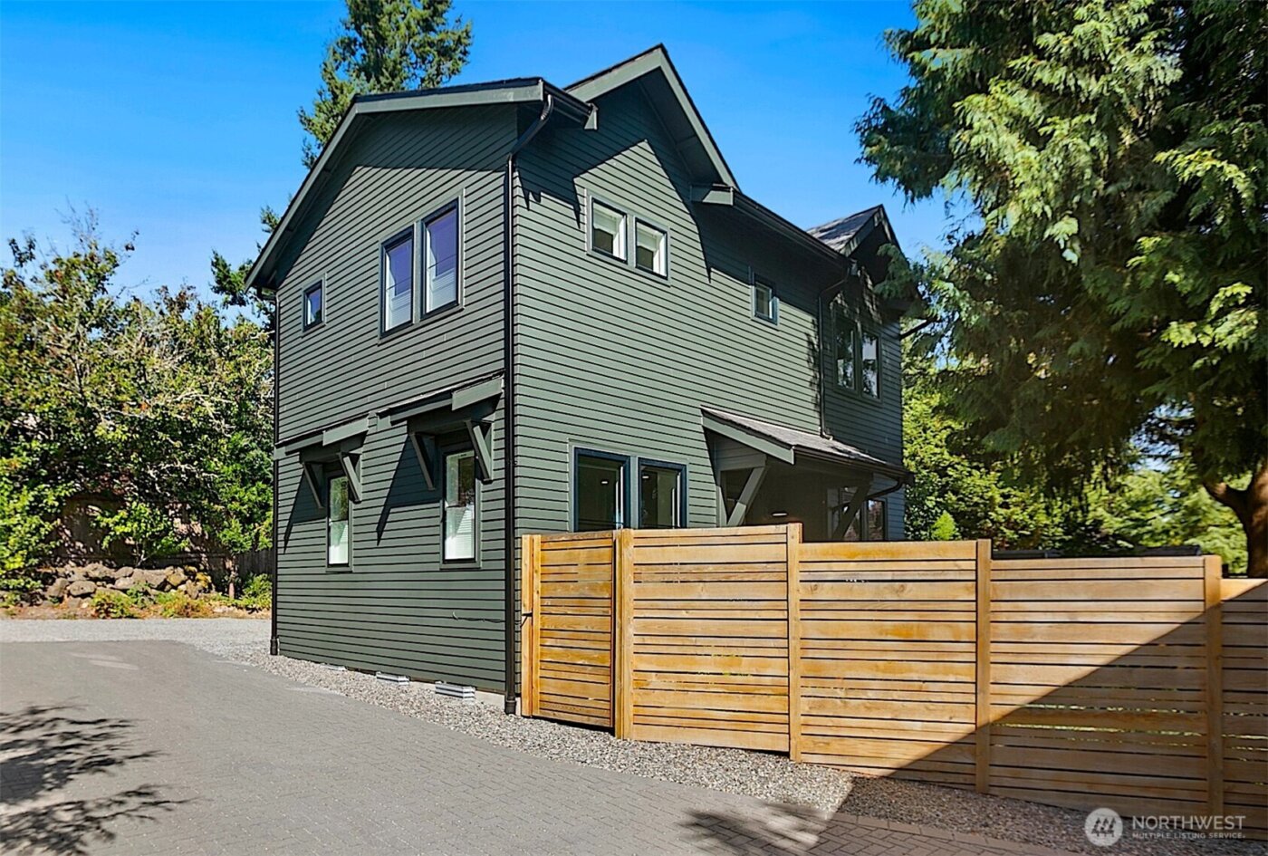 10421 41st Avenue SW #B, Seattle, WA 98146